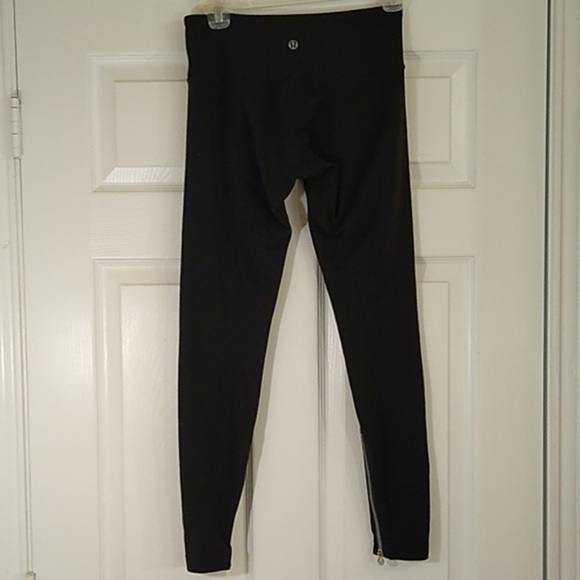 lululemon athletica Pants - Lululemon leggings size 4